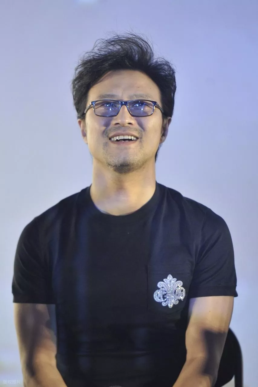 森林北为汪峰辟谣"出轨照片是假的",现在感情没任何问题