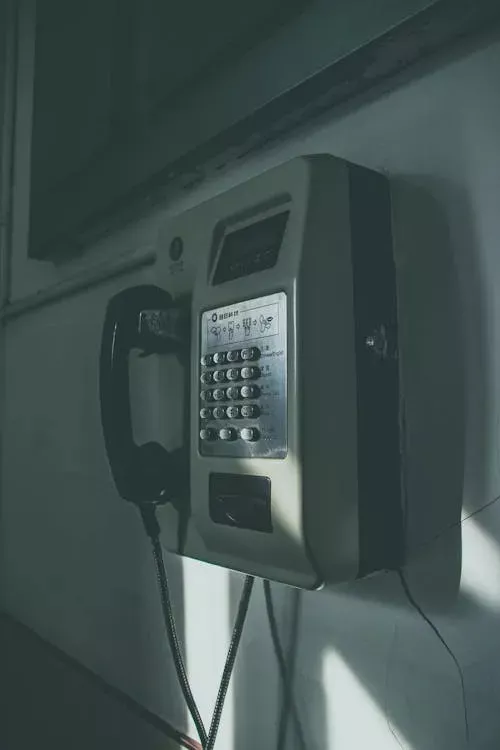 职场i人最怕的“病”，一遇上就说不出话