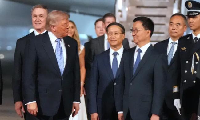 韩正接机胜过普京 中国超高规格接待川普释信号