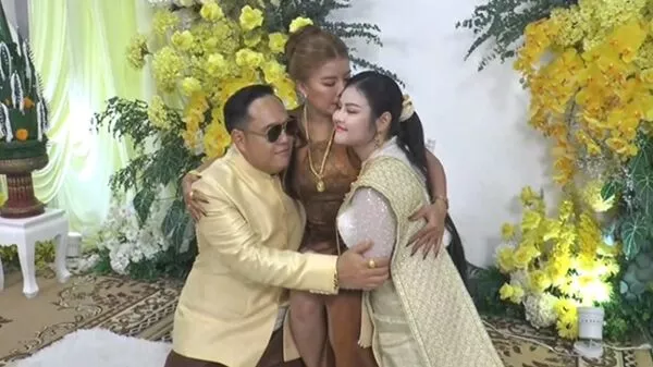 元配亲自帮丈夫娶小老婆