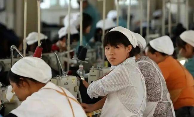 月薪上万没人来?中国三大行业陷入“用工荒” 月薪上万没人来?中国三大行业陷入“用工荒”