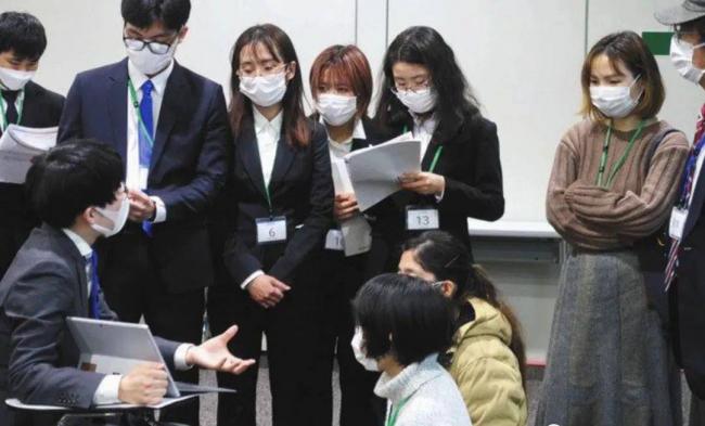 外国博士高调炫耀在华超国民待遇 引爆全网 外国博士高调炫耀在华超国民待遇 引爆全网