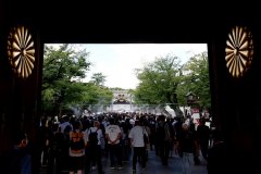 陆博主发布进靖国神社影片 痛批把侵略说得道貌岸然